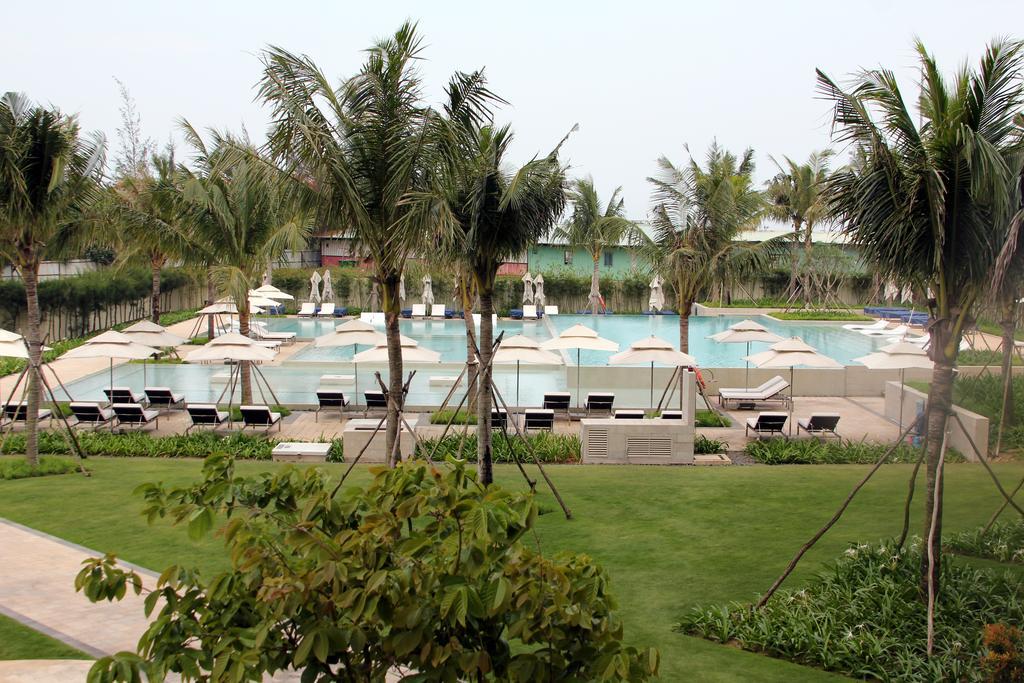 Ocean Apartment With Garden Da Nang Exterior photo