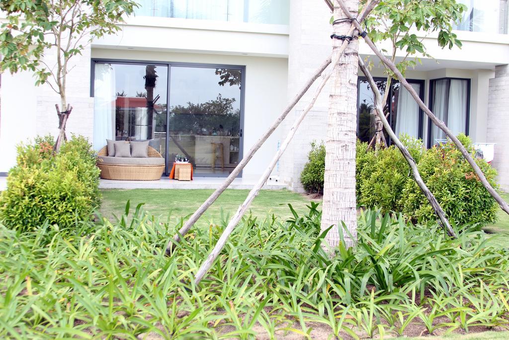 Ocean Apartment With Garden Da Nang Exterior photo
